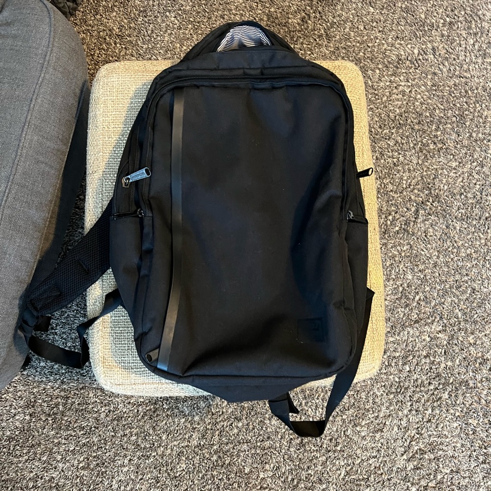 Hershal backpack